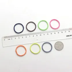 Elastyczne gumki do włosów - kolorowy nylon - 50 sztukSpinki Do Włosów