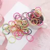 Elastyczne gumki do włosów - kolorowy nylon - 50 sztukSpinki Do Włosów