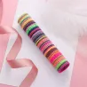 Elastyczne gumki do włosów - kolorowy nylon - 50 sztukSpinki Do Włosów