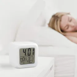 Digital väckarklocka - LED - termometer - datum