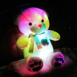 Pluszowy miś - z haftowanymi serduszkami / kolorowe diody LED - zabawkaZabawki Pluszowe