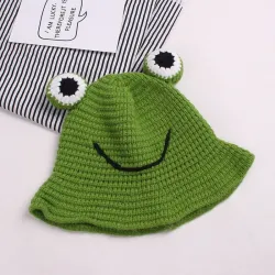 Warme gebreide muts - emmerstijl - met paddenogenPetjes & mutsjes