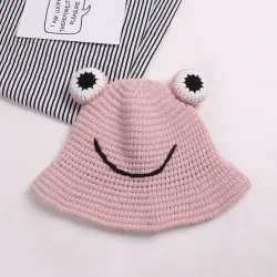 Warme Strickmütze - Bucket-Style - mit Krötenaugen