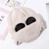 Warme Winterstrickmütze - mit Brille - Ohren-/Mundschutz