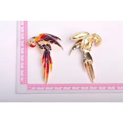 Luxurious crystal red parrot brooch