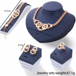 Elegantes Vintage-Schmuckset - mit Kristallen - Halskette / Ohrringe / Armband / Ring