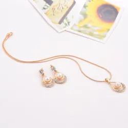 Elegant gold jewellery set - necklace / earrings - water drop pendant - with crystals / pearl