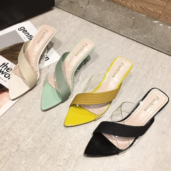 Sexy sandalen met kleine hak - transparante bandjes / bloemen / parels - puntige neusSandalen