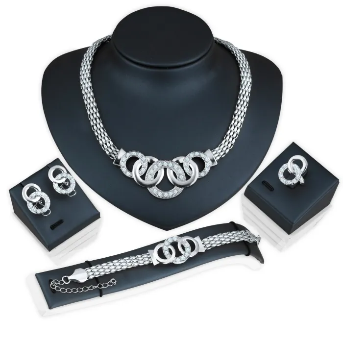 Elegantes Vintage-Schmuckset - mit Kristallen - Halskette / Ohrringe / Armband / Ring