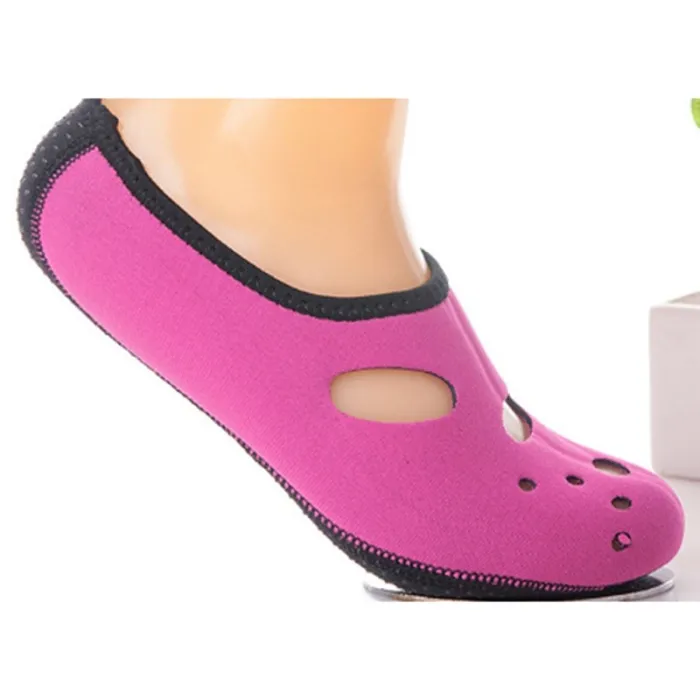 Buty do wody - pływackie / plażowe - antypoślizgowe - unisexPływanie