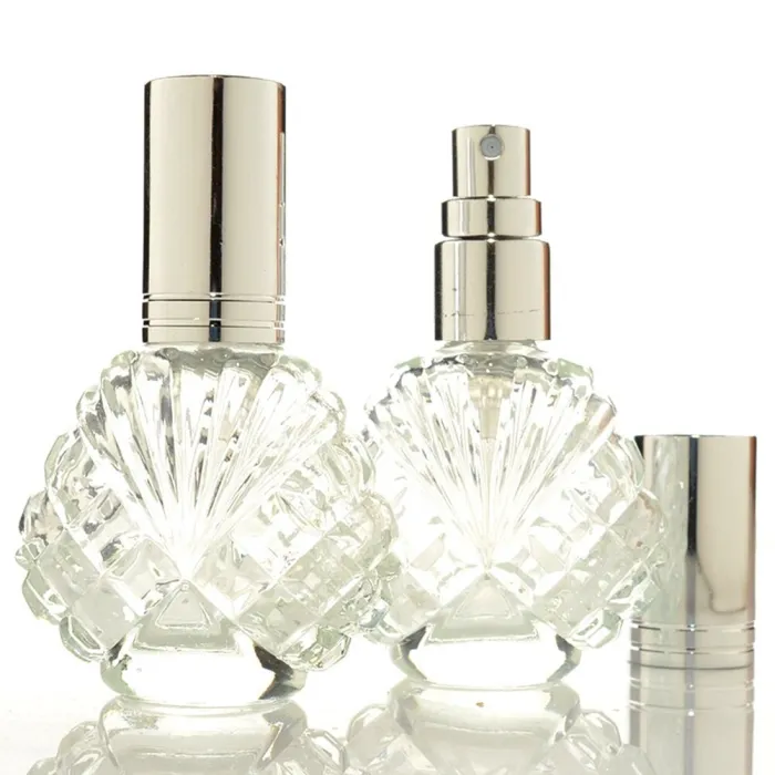 Crystal glass bottle - with an atomizer - for perfume - reusable - 15mlPerfumes