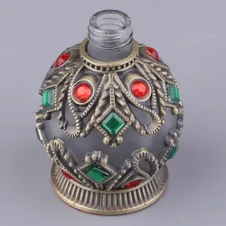 Refillable perfume bottle - 15ml - delightful gift -