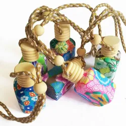 PerfumeMini botella vacía de colores - para fragancias - ambientador hogar/coche - con tapón de rosca - cuerda para colgar - ...