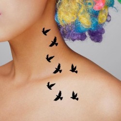 Tillfällig tatuering - klistermärken - avtagbar - vattentät - flygande svarta fåglar