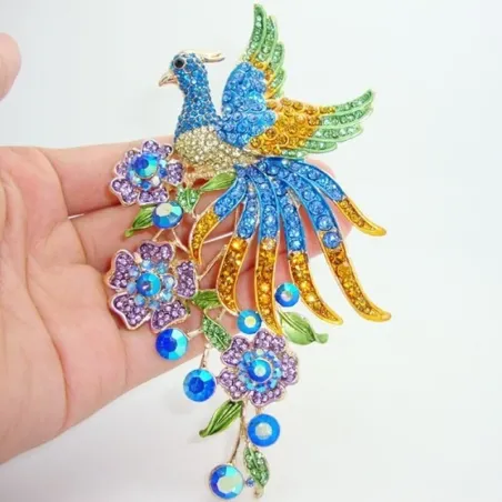 Broche à la mode - avec paon en cristal coloré