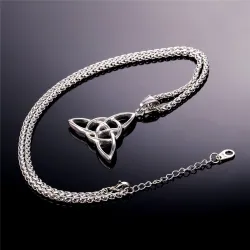 Keltiska knutar format hänge - rostfria halsband - vikingastil