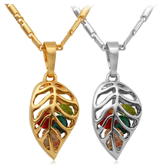 Pendentif en forme de feuille avec cristaux - collier en acier inoxydable