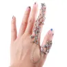 To fingerring - med kjede - uthulte blomster / krystaller
