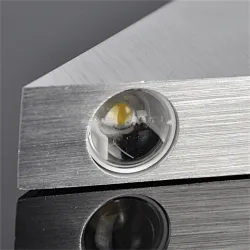 Modern vägglampa - triangelformad - aluminium - LED - 3W
