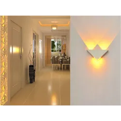 Nowoczesna lampa ścienna - w kształcie trójkąta - aluminium - LED - 3WKinkiety