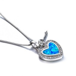 Ciondolo a forma di cuore con opale blu / cristalli / chiave - con catena