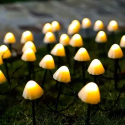 Solar strenglys - LED - med pinner - vanntett - soppformet