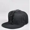 Trendy baseballcaps - flat snapback - med nagler - Hip Hop / Punk / Rock stil