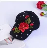 Moderiktig basebollkeps - med broderade rosor / kristaller / nitar