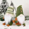 Strikket ansiktsløs grønn julenisse - julepynt
