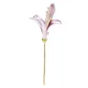Broche elegante com flor de lírio