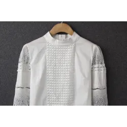 Elegant langærmet hvid bluse - udhulet blonde