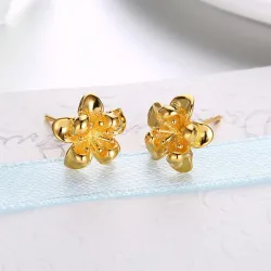 Blütenförmige Ohrstecker - vergoldet