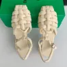 Modische flache Sandalen - mit Riemchen - Flechtmuster