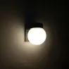 Moderne kuleformet lampe - utendørs vegglampe