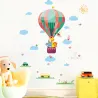 Dekorativa väggklistermärken - färgglada ballonger / moln / djur
