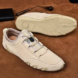 Tyylikkäät mokkanahkaiset lenkkarit - slip on loafers