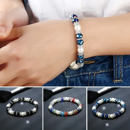 Stilfuldt armbånd - med farverige rhinsten/perler