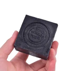 Naturel - bio - savon aux herbes - huile de bambou noir - blanchissant - traitement de l'acné