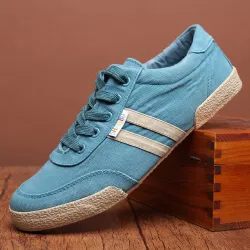 Klassiske herresko - sneakers i flat canvas - rund tå - snøring
