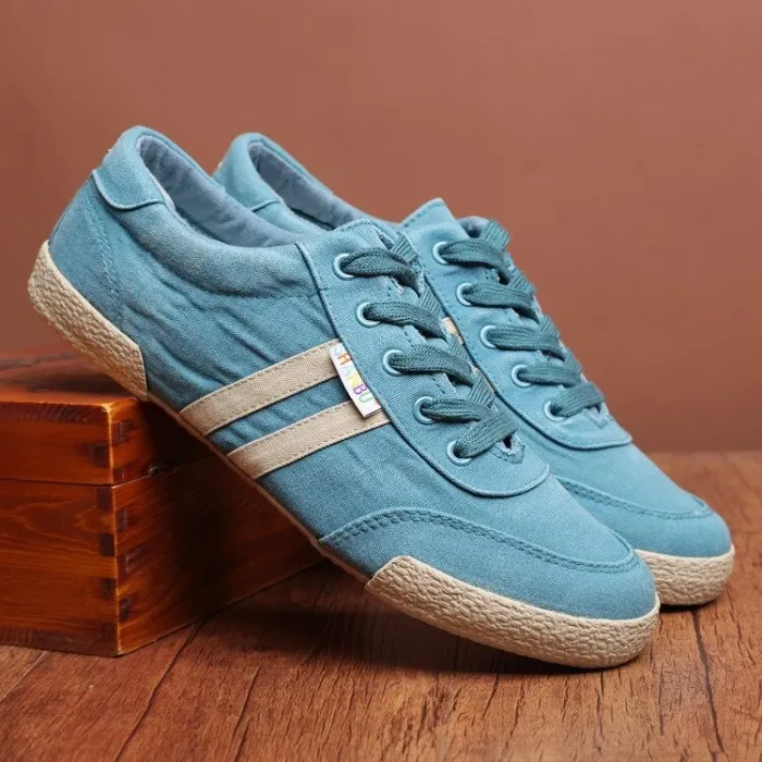 Klassiske herresko - sneakers i flat canvas - rund tå - snøring