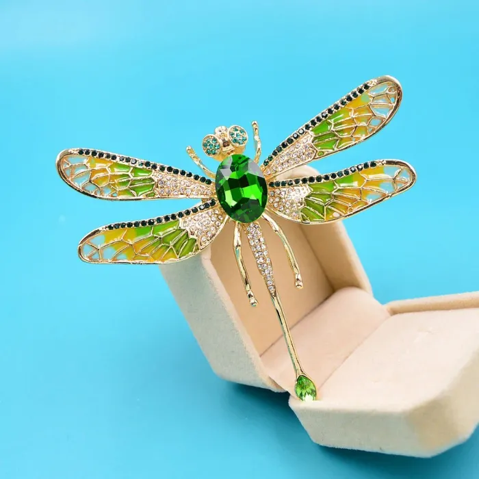 Elegant broche - stor krystal guldsmede