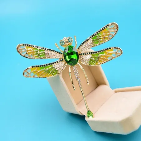 Elegant broche - stor krystal guldsmede