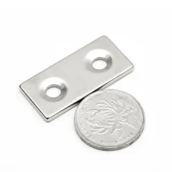 N35N35 - imán de neodimio - bloque fuerte - 40 * 20 * 3 mm - con doble orificio de 5 mm - 2 piezas