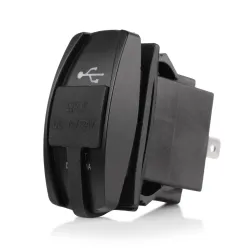 Universaali USB-kaksoisliitäntä - 3,1V -12V/24V - latausportti - LED