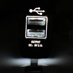 Double prise USB universelle - 3.1V -12V/24V - port de charge - LED