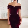 Robe en velours à la mode - épaules dénudées