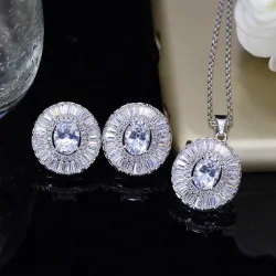 Parure di gioielli alla moda - orecchini - collana - con zirconi rotondi