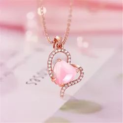 Elegant roséguld halsband - hjärtformat hänge - kristaller - rosa opal