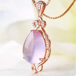 Elegant roséguld halsband - vattendroppsformat hänge - kristaller - rosa opal