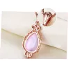 Elegant roséguld halsband - vattendroppsformat hänge - kristaller - rosa opal
